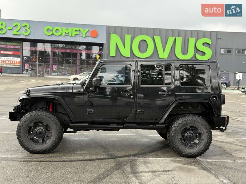 Внедорожник / Кроссовер Jeep Wrangler 2007 в Киеве