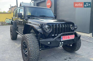 Внедорожник / Кроссовер Jeep Wrangler 2020 в 