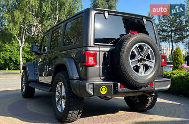 Позашляховик / Кросовер Jeep Wrangler 2018 в 