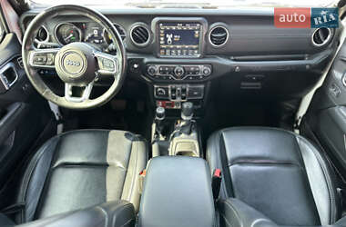 Внедорожник / Кроссовер Jeep Wrangler 2021 в 