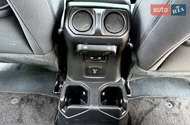 Внедорожник / Кроссовер Jeep Wrangler 2022 в 