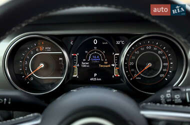 Внедорожник / Кроссовер Jeep Wrangler 2022 в 