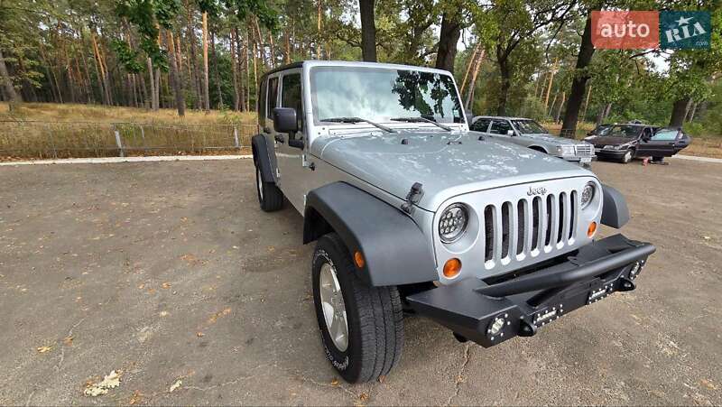 Внедорожник / Кроссовер Jeep Wrangler 2008 в Киеве