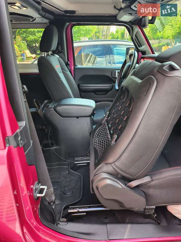 Внедорожник / Кроссовер Jeep Wrangler 2021 в Киеве