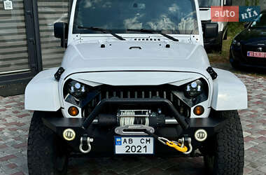 Внедорожник / Кроссовер Jeep Wrangler 2013 в Виннице