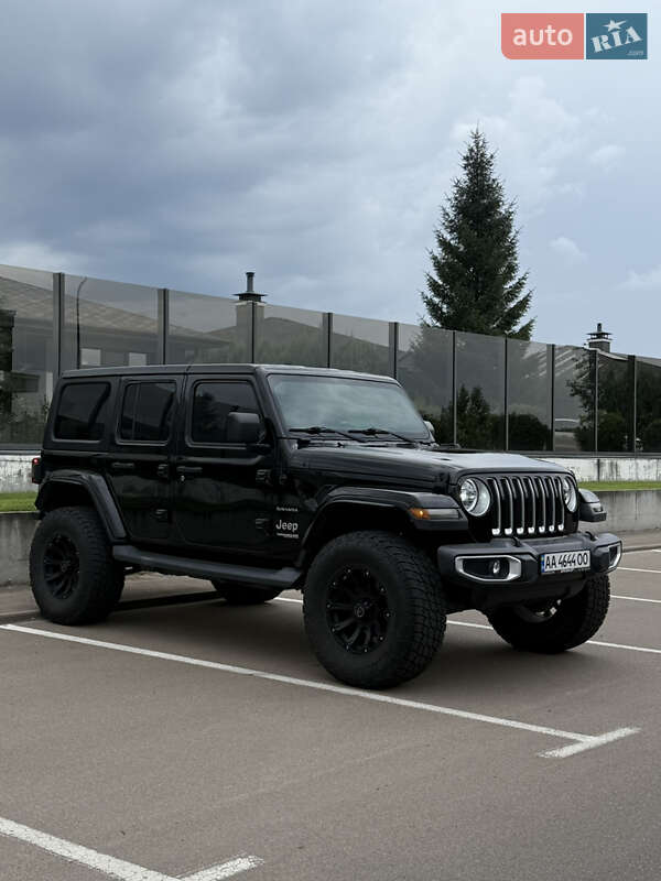 Внедорожник / Кроссовер Jeep Wrangler 2019 в 
