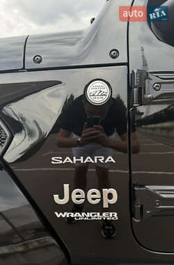 Внедорожник / Кроссовер Jeep Wrangler 2019 в 
