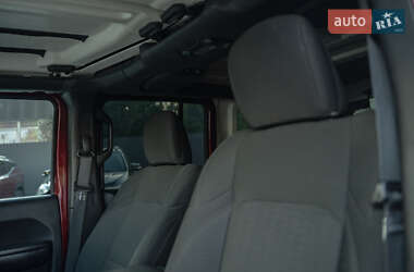 Внедорожник / Кроссовер Jeep Wrangler 2021 в 