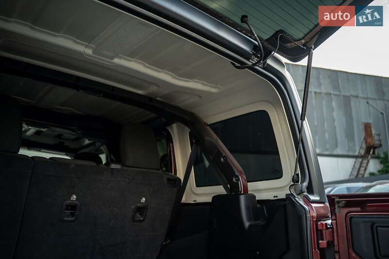 Внедорожник / Кроссовер Jeep Wrangler 2021 в Черновцах