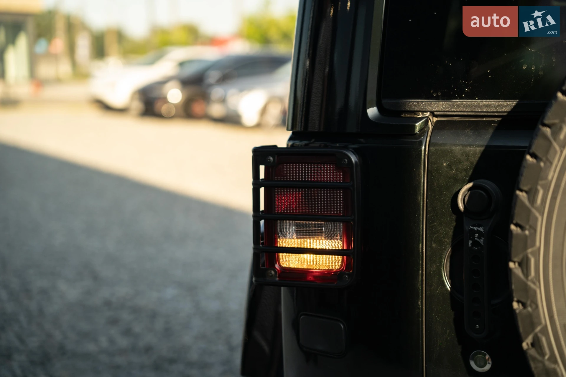 2012 Jeep Wrangler - мініатюра 13