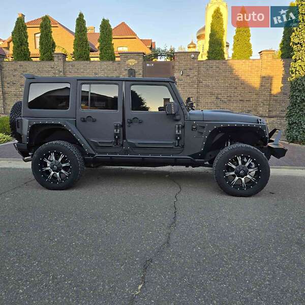 Внедорожник / Кроссовер Jeep Wrangler 2015 в Одессе