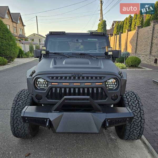 Внедорожник / Кроссовер Jeep Wrangler 2015 в Одессе