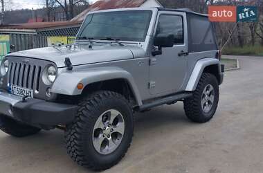 Внедорожник / Кроссовер Jeep Wrangler 2016 в 