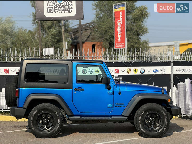 Внедорожник / Кроссовер Jeep Wrangler 2015 в Ивано-Франковске