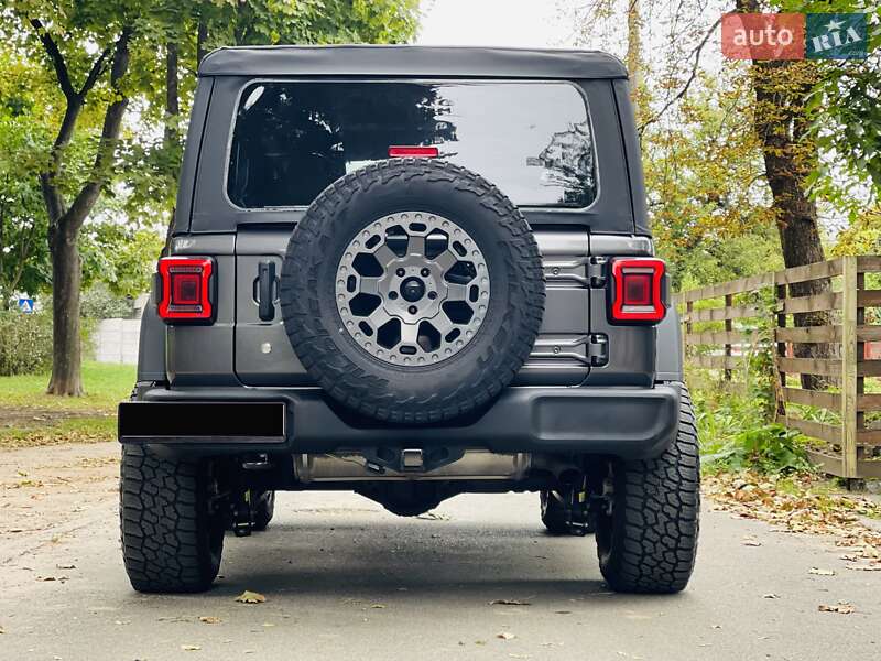Внедорожник / Кроссовер Jeep Wrangler 2021 в Киеве