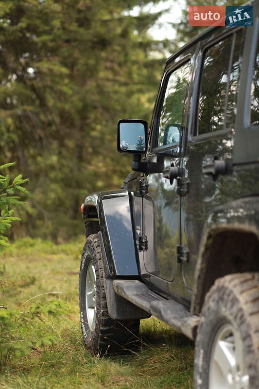 Позашляховик / Кросовер Jeep Wrangler 2015 в Києві