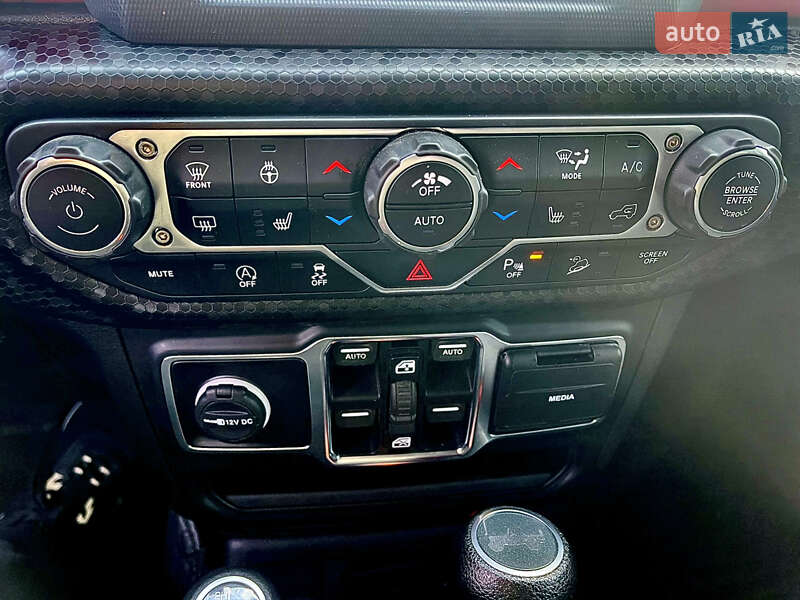 Внедорожник / Кроссовер Jeep Wrangler 2022 в Киеве