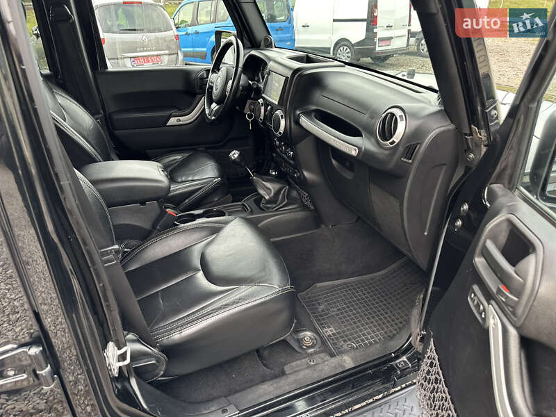 Позашляховик / Кросовер Jeep Wrangler 2013 в Бродах