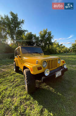 Внедорожник / Кроссовер Jeep Wrangler 1996 в 