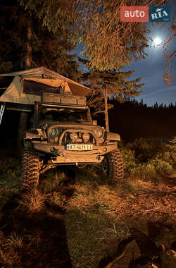 Внедорожник / Кроссовер Jeep Wrangler 2011 в Яремче