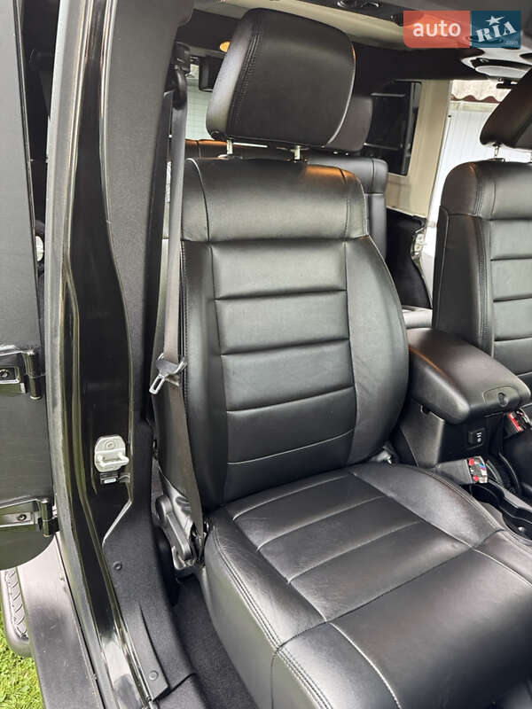 Позашляховик / Кросовер Jeep Wrangler 2011 в Яремчі