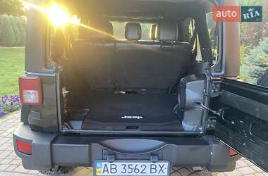 Позашляховик / Кросовер Jeep Wrangler 2012 в  фото 9 Позашляховик / Кросовер Jeep Wrangler 2012 в