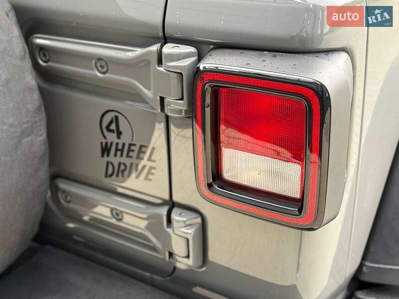 Внедорожник / Кроссовер Jeep Wrangler 2022 в Дубно