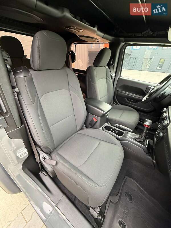 Внедорожник / Кроссовер Jeep Wrangler 2022 в Дубно