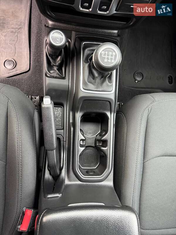 Внедорожник / Кроссовер Jeep Wrangler 2022 в Дубно