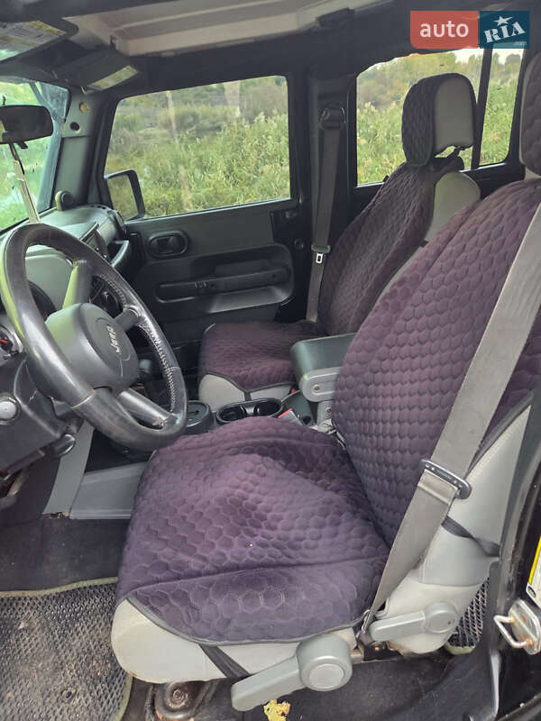Внедорожник / Кроссовер Jeep Wrangler 2007 в Голованевске фото 25 Внедорожник / Кроссовер Jeep Wrangler 2007 в Голованевске