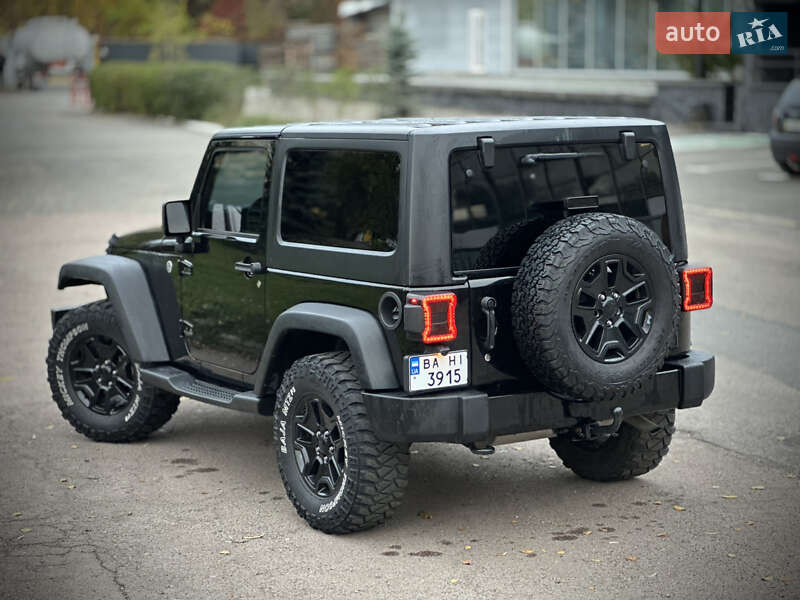 Внедорожник / Кроссовер Jeep Wrangler 2015 в Киеве фото 13 Внедорожник / Кроссовер Jeep Wrangler 2015 в Киеве
