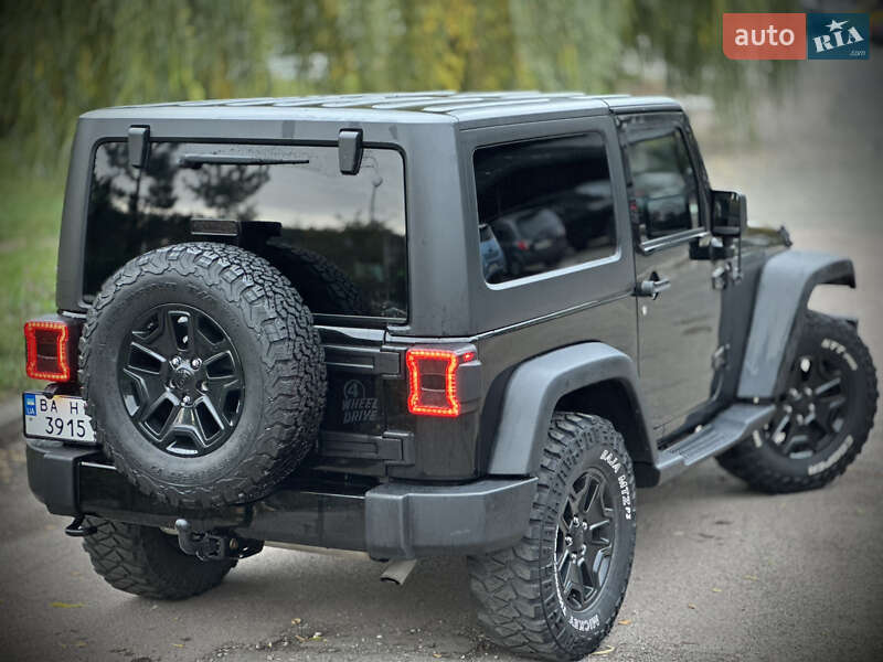 Внедорожник / Кроссовер Jeep Wrangler 2015 в Киеве фото 18 Внедорожник / Кроссовер Jeep Wrangler 2015 в Киеве