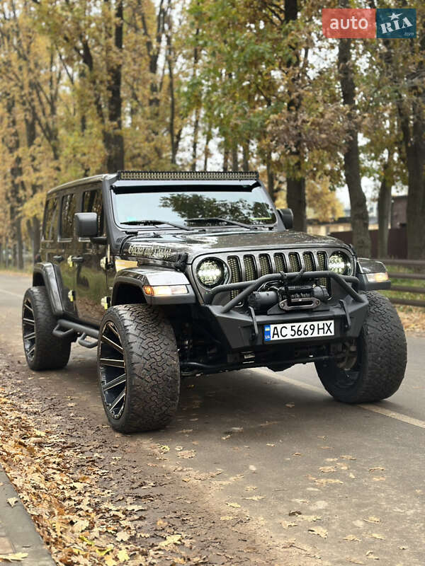 Внедорожник / Кроссовер Jeep Wrangler 2019 в Киеве
