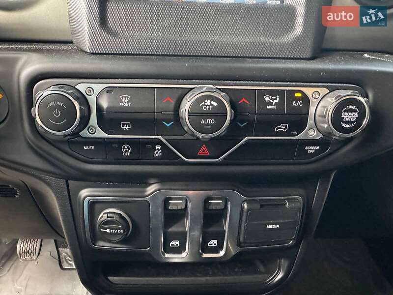 Внедорожник / Кроссовер Jeep Wrangler 2021 в Киеве