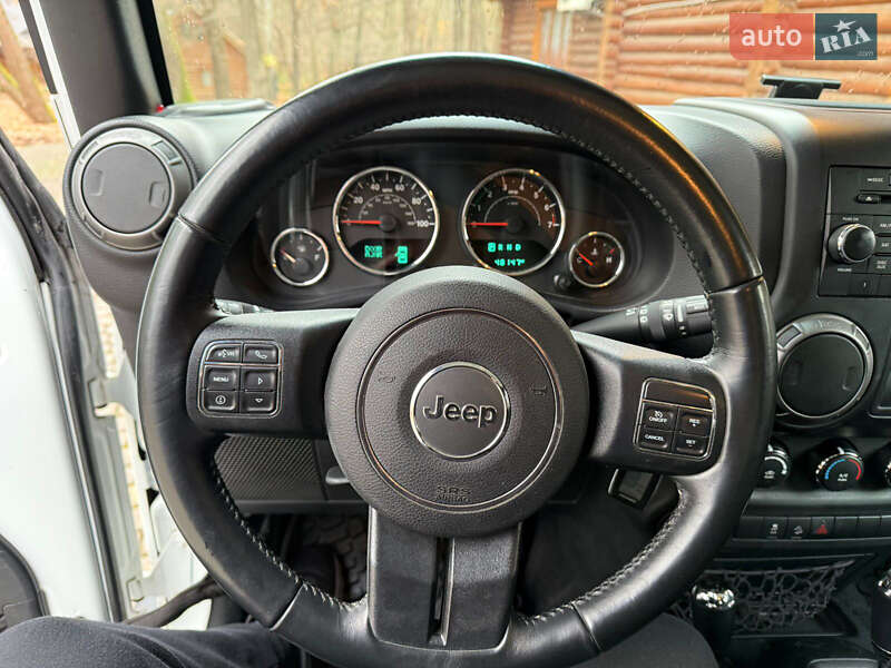 Внедорожник / Кроссовер Jeep Wrangler 2017 в Коломые