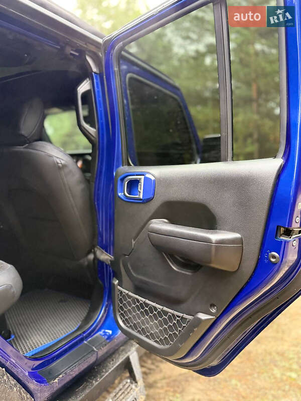 Внедорожник / Кроссовер Jeep Wrangler 2019 в Киеве