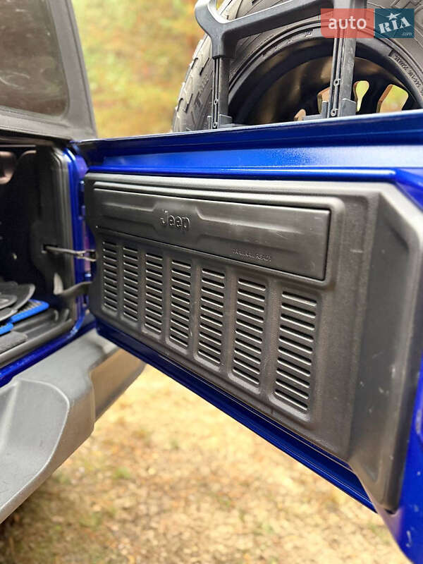 Внедорожник / Кроссовер Jeep Wrangler 2019 в Киеве