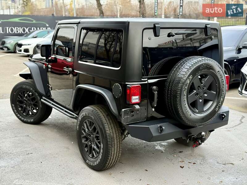 Позашляховик / Кросовер Jeep Wrangler 2016 в Києві фото 21 Позашляховик / Кросовер Jeep Wrangler 2016 в Києві