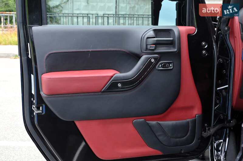 Внедорожник / Кроссовер Jeep Wrangler 2017 в Киеве фото 33 Внедорожник / Кроссовер Jeep Wrangler 2017 в Киеве