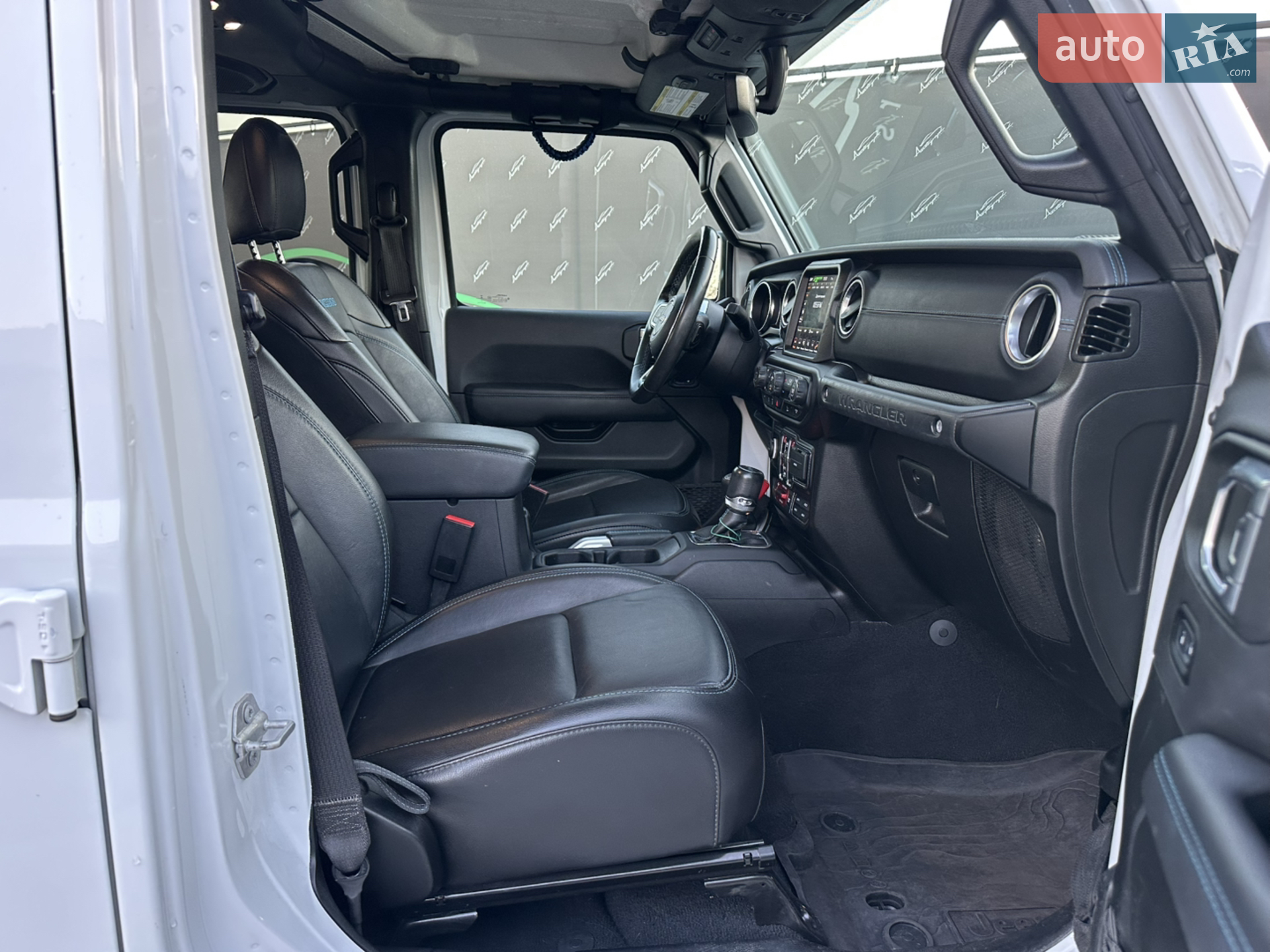 2022 Jeep Wrangler - мініатюра 6
