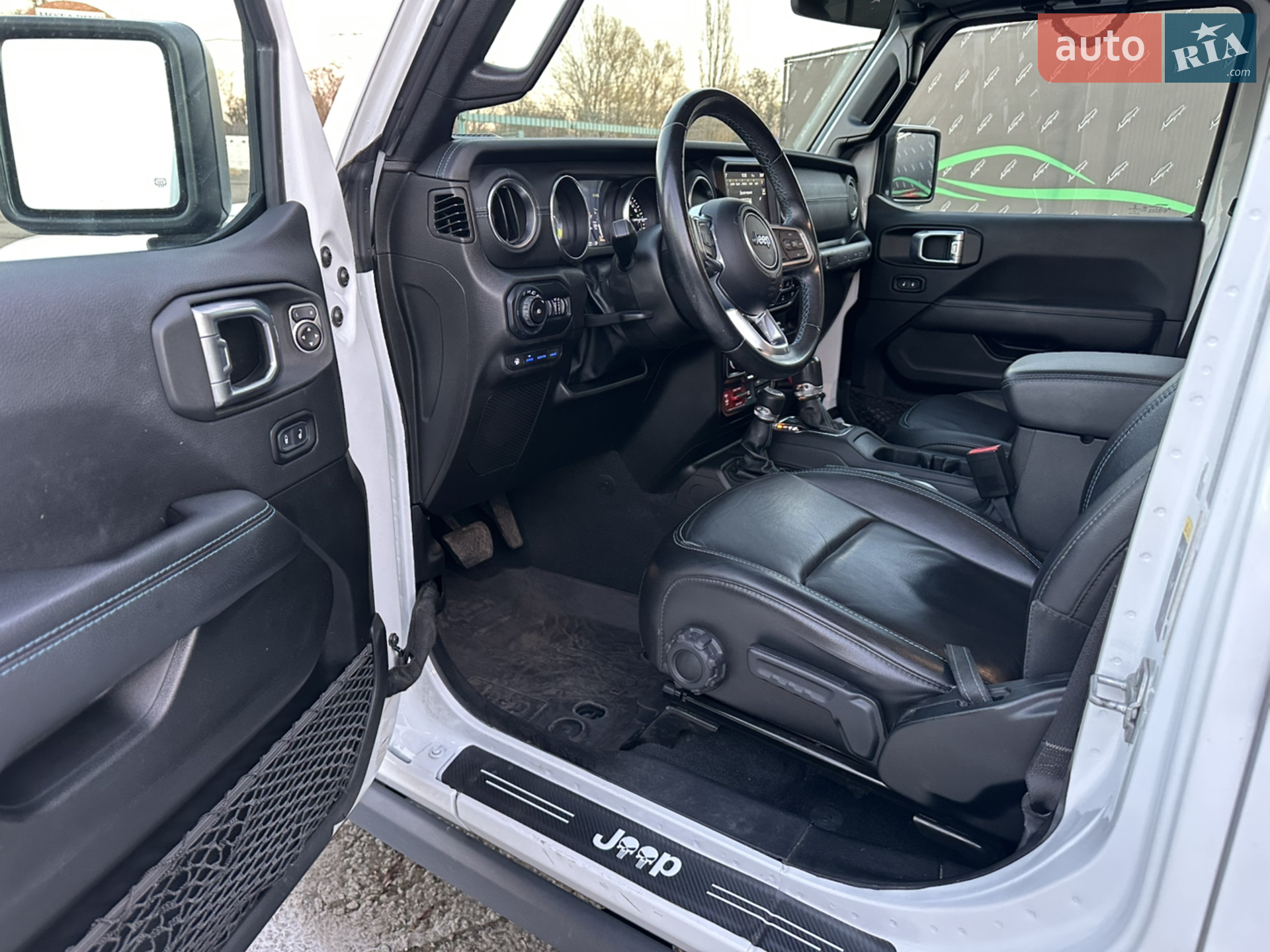 2022 Jeep Wrangler - мініатюра 16