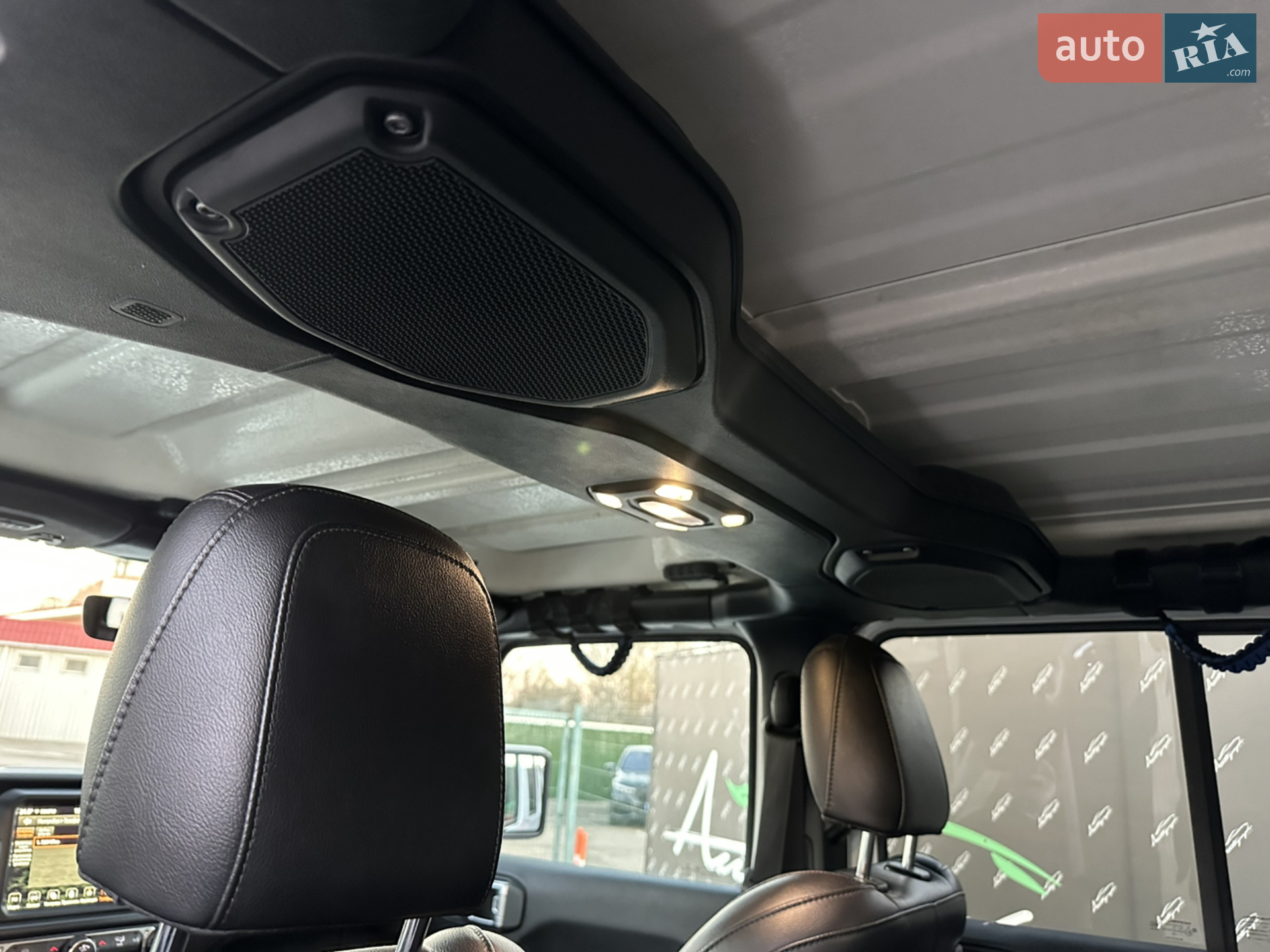 2022 Jeep Wrangler - мініатюра 40