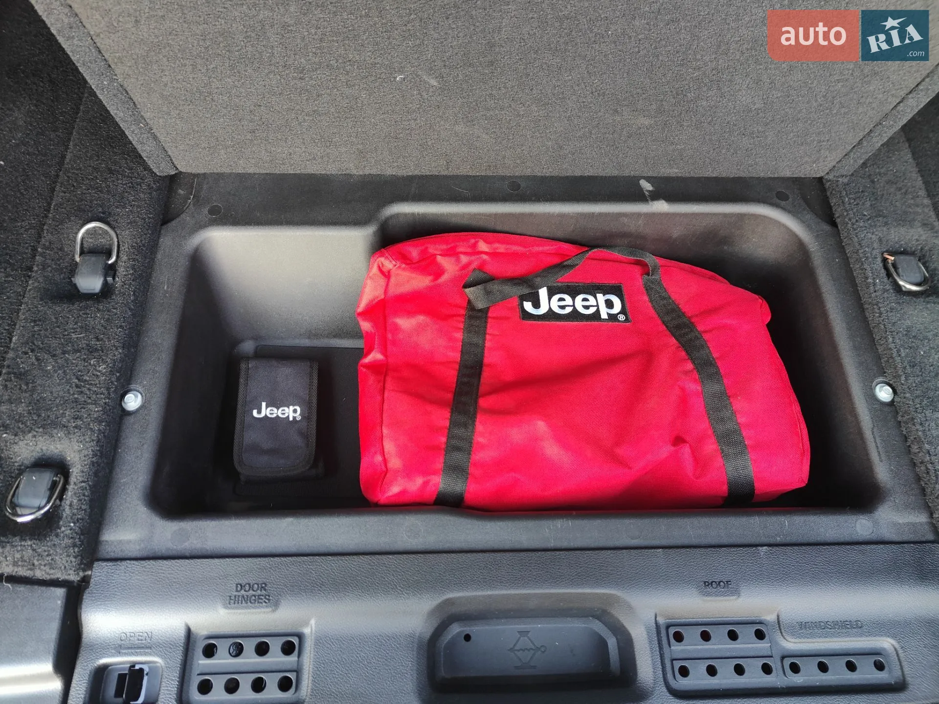 2018 Jeep Wrangler - мініатюра 31