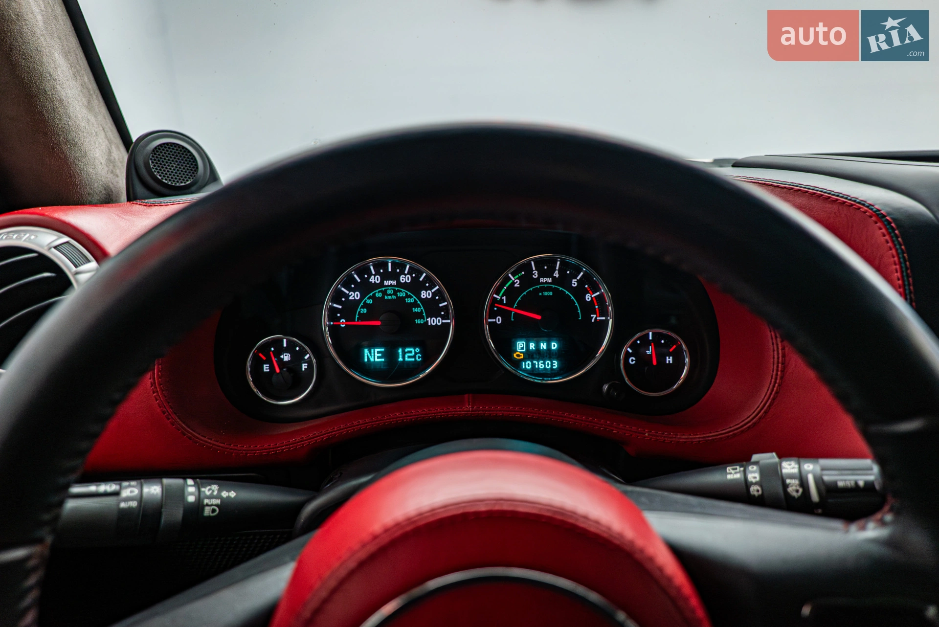 2011 Jeep Wrangler - мініатюра 13