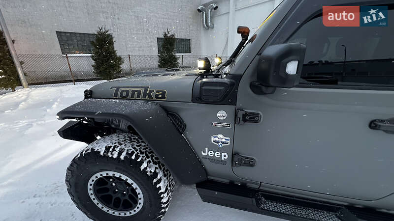 Позашляховик / Кросовер Jeep Wrangler 2018 в Львові