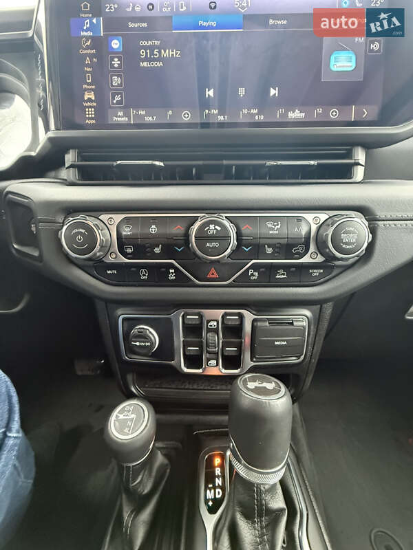 Внедорожник / Кроссовер Jeep Wrangler 2024 в Львове