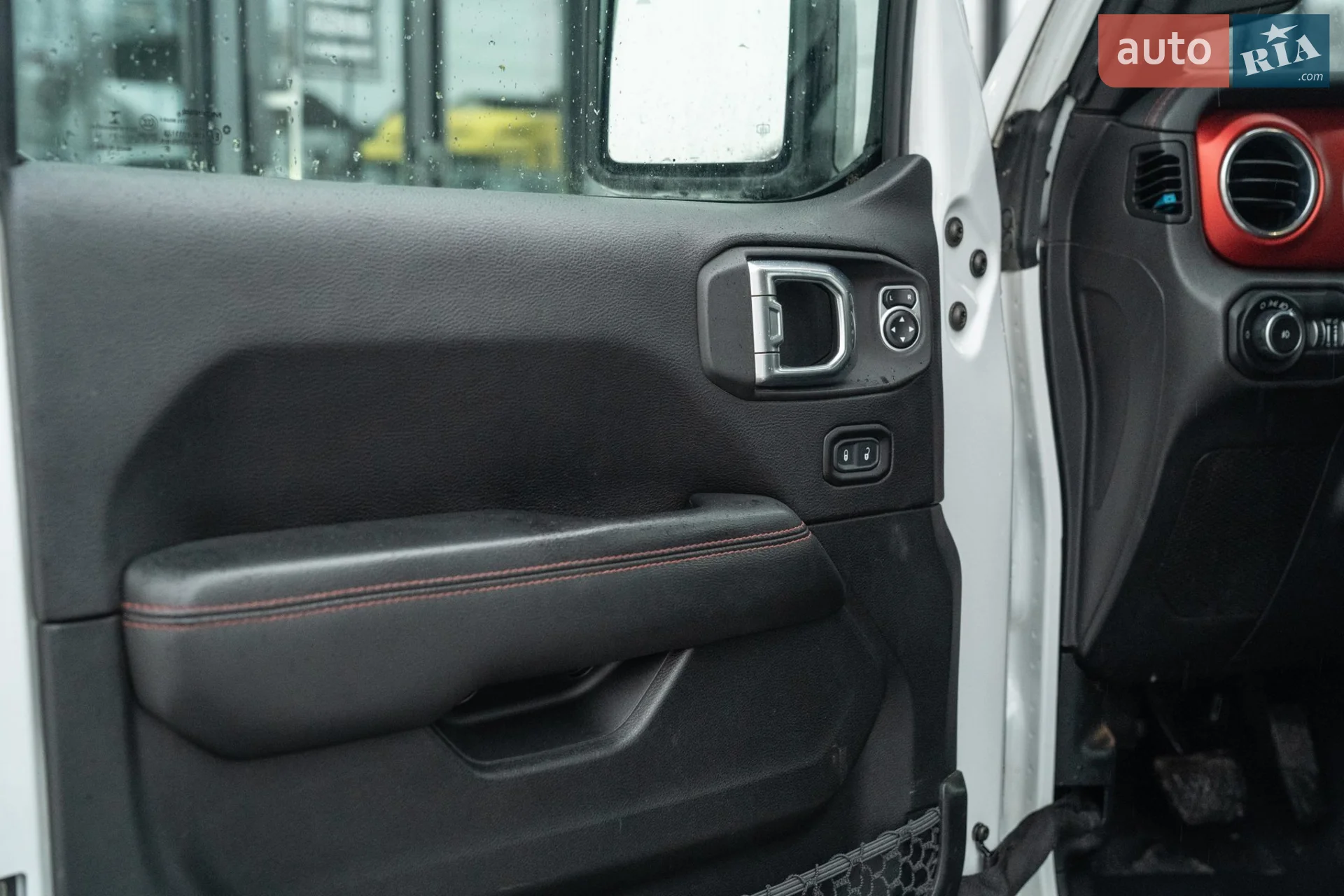 2020 Jeep Wrangler - мініатюра 49