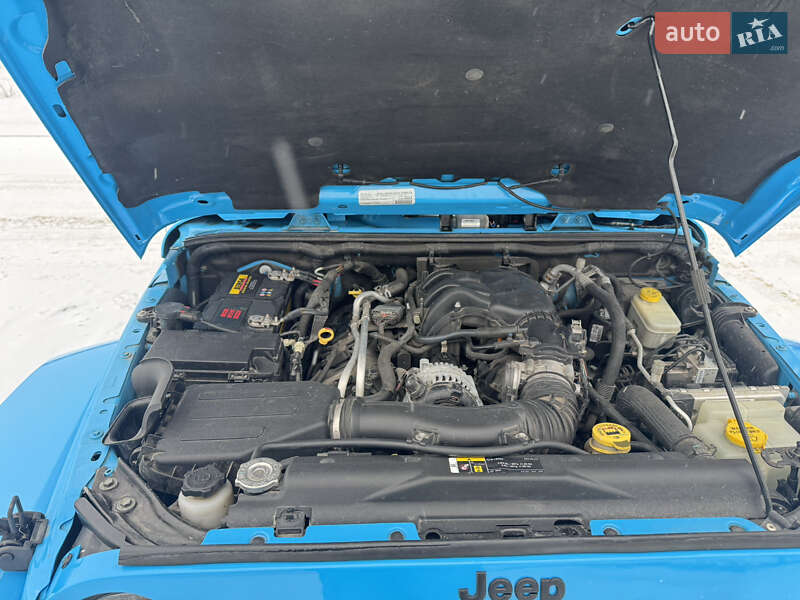 Внедорожник / Кроссовер Jeep Wrangler 2017 в Харькове фото 28 Внедорожник / Кроссовер Jeep Wrangler 2017 в Харькове