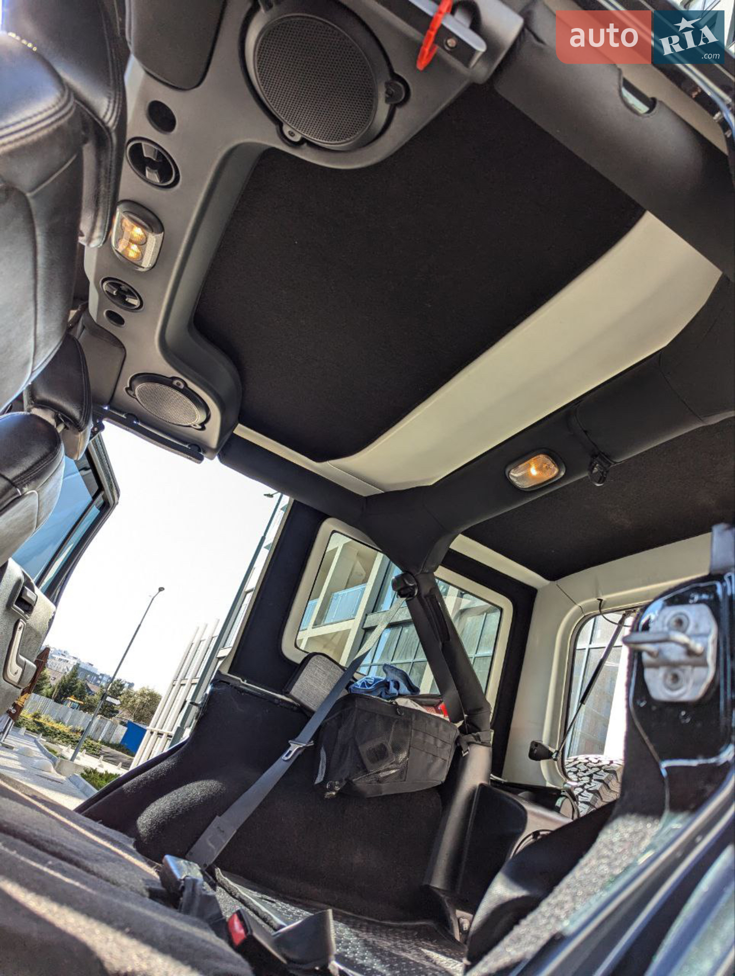 2012 Jeep Wrangler - мініатюра 20