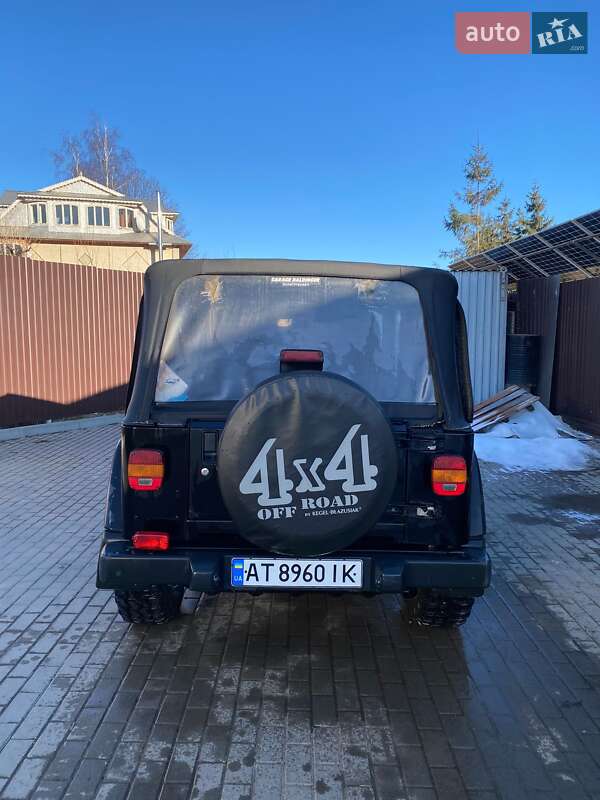 Внедорожник / Кроссовер Jeep Wrangler 2003 в Ивано-Франковске